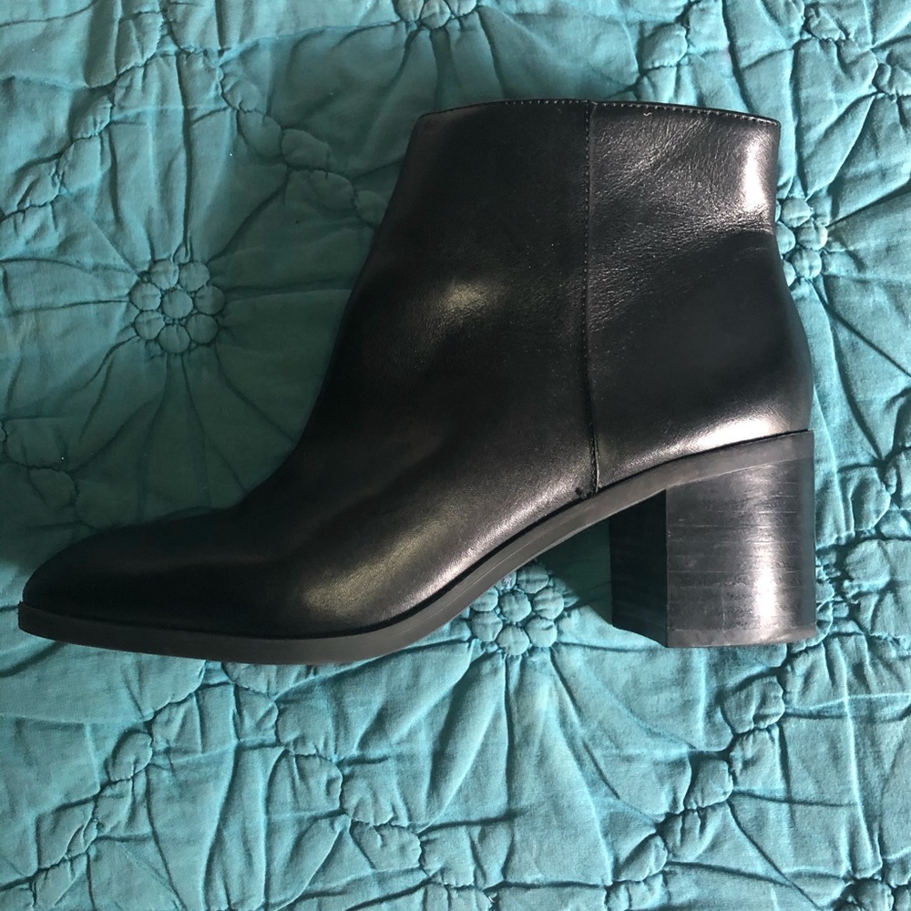 Vince Camuto Black Ankle Boots with Heel